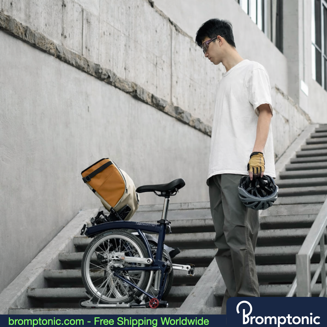 Brompton Foldable Handlebar Shopping Bag 17L/24L, view 22, Bromptonic accessory